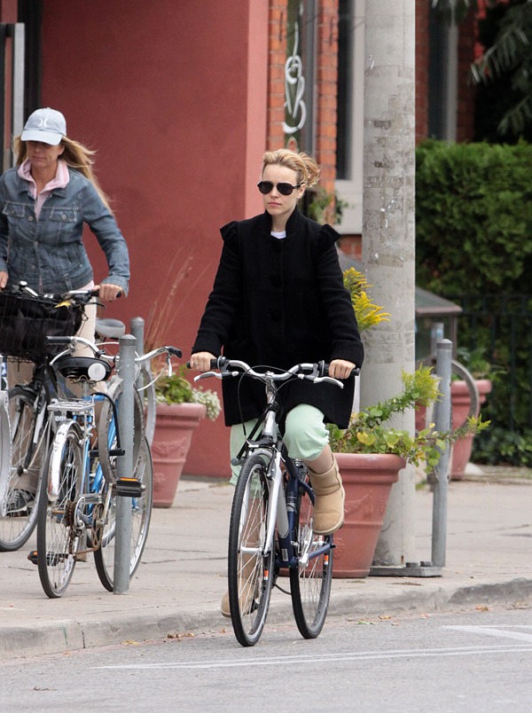 Rachel McAdams bicycling in Toronto